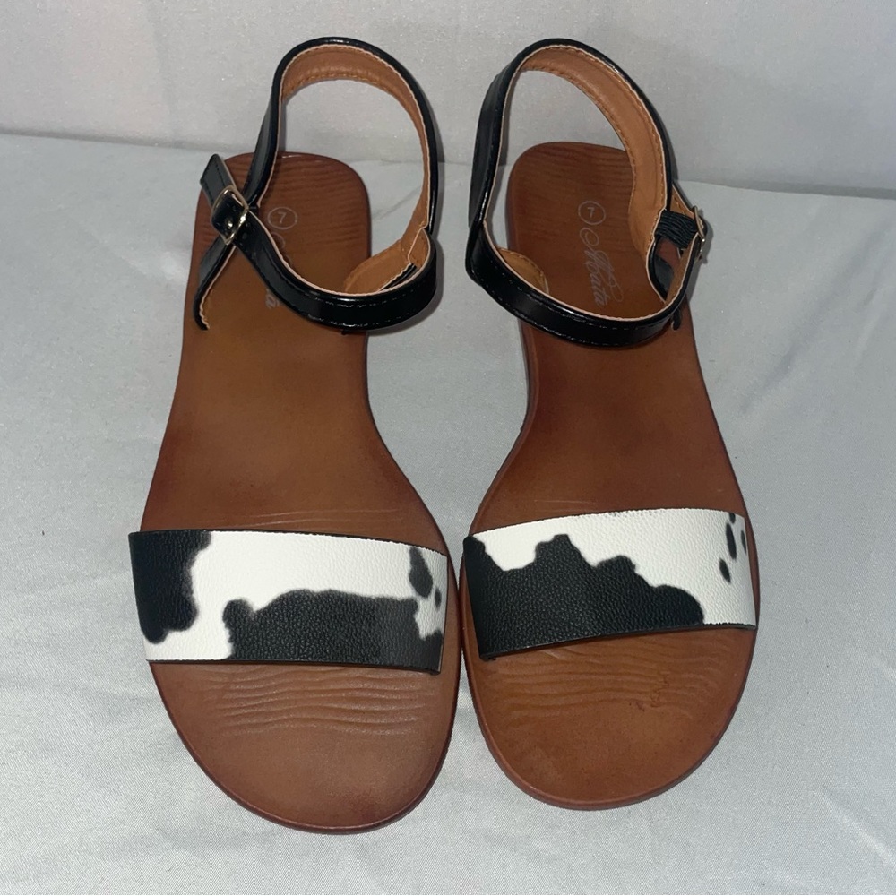 Black Cowhide Sandals